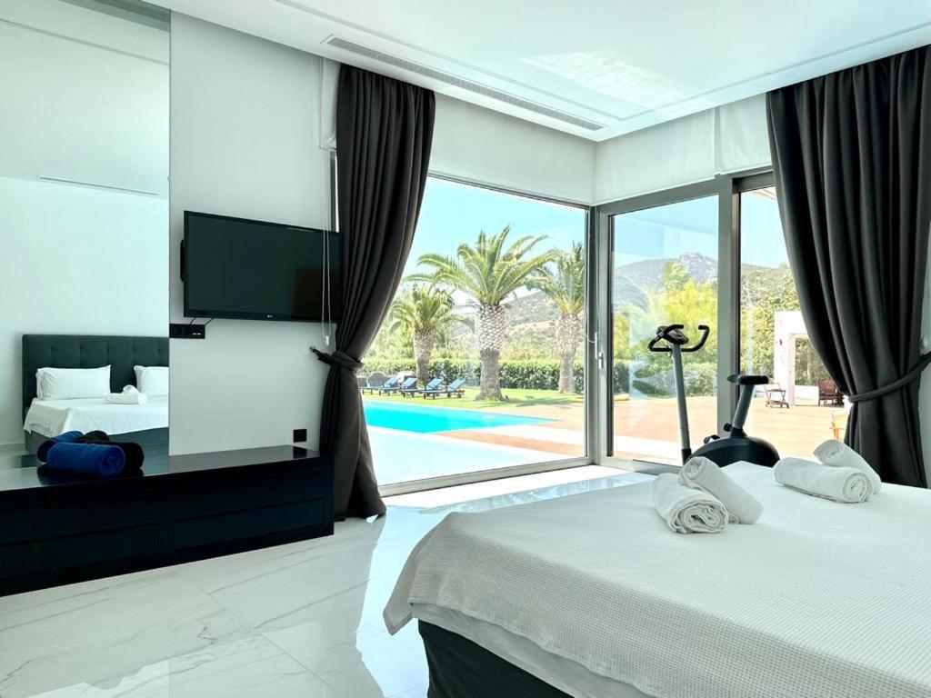 Leblanc Luxurious Beachfront Villa, Gcollectiongr Ermioni Luaran gambar