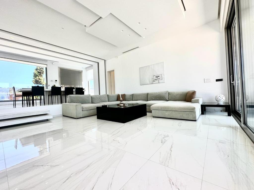 Leblanc Luxurious Beachfront Villa, Gcollectiongr Ermioni Luaran gambar