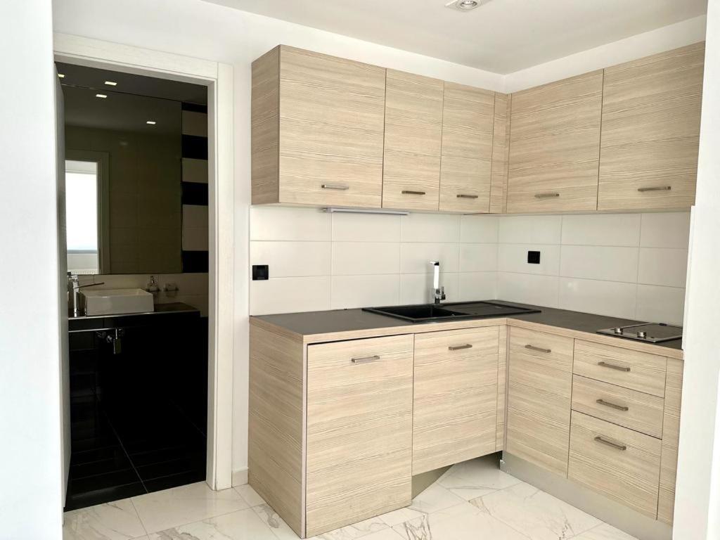 Leblanc Luxurious Beachfront Villa, Gcollectiongr Ermioni Luaran gambar